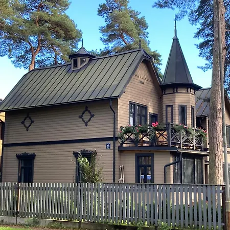 Dacha Mini Apartment